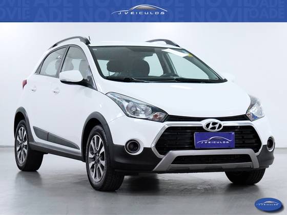 HYUNDAI HB20X 1.6 16V STYLE FLEX 4P AUTOMÁTICO